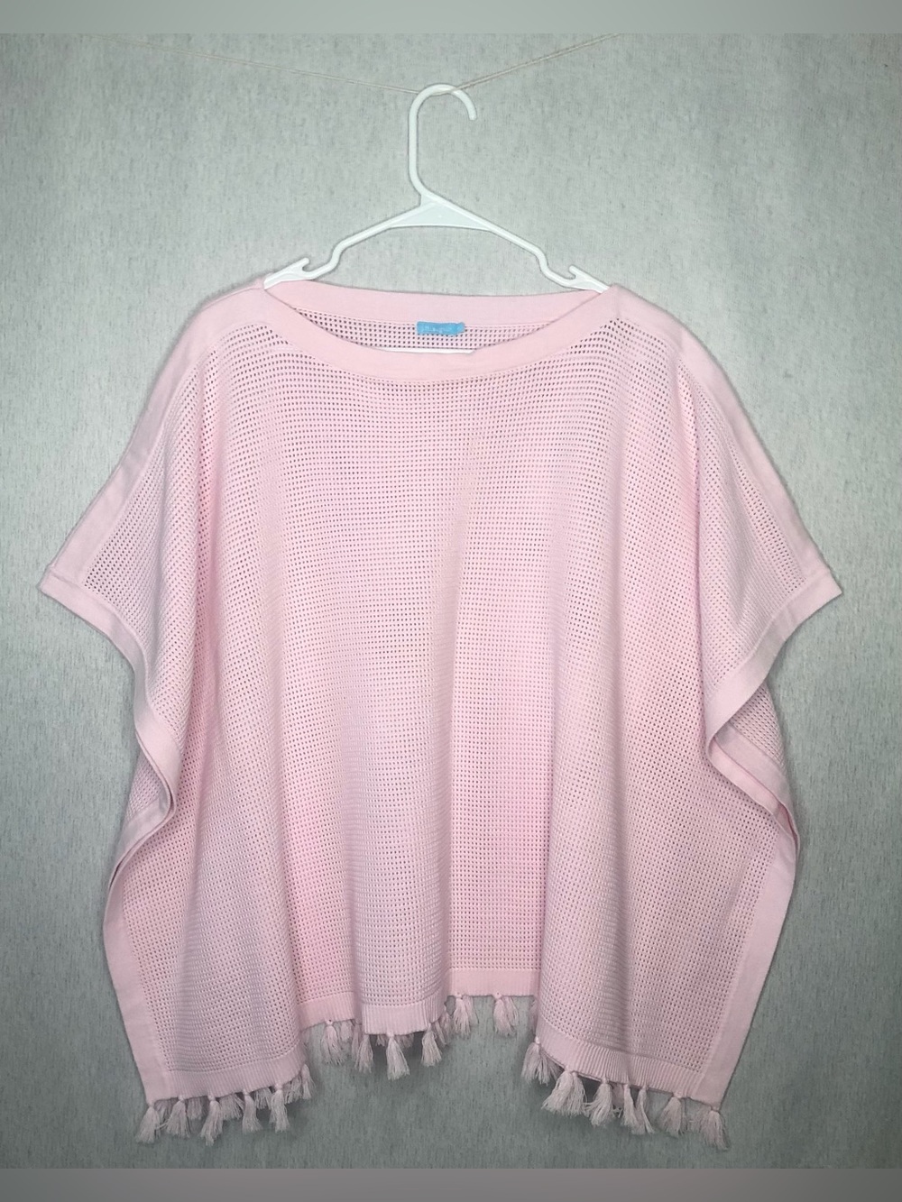 J. McLaughlin Open Knit Poncho Sweater Pink Tassel One Size Beach Resort Wear